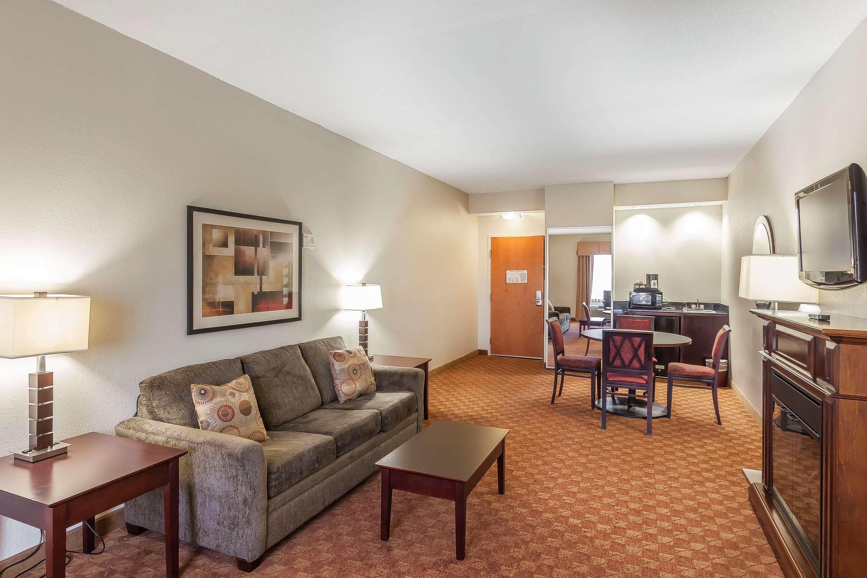 Comfort Suites Suffolk - Chesapeake Экстерьер фото