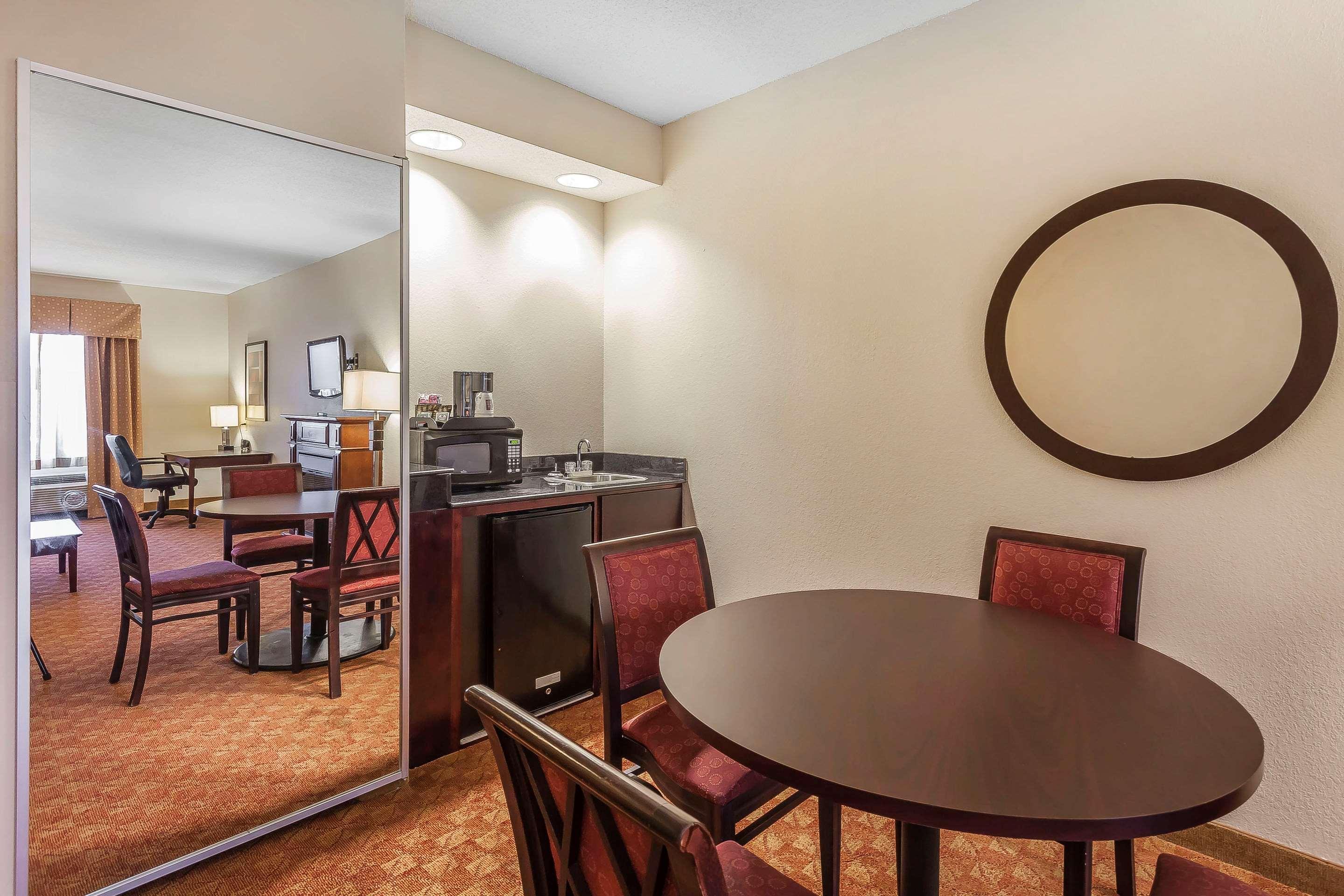 Comfort Suites Suffolk - Chesapeake Экстерьер фото