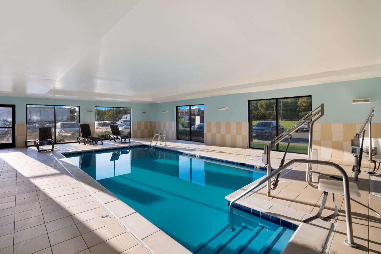 Comfort Suites Suffolk - Chesapeake Экстерьер фото