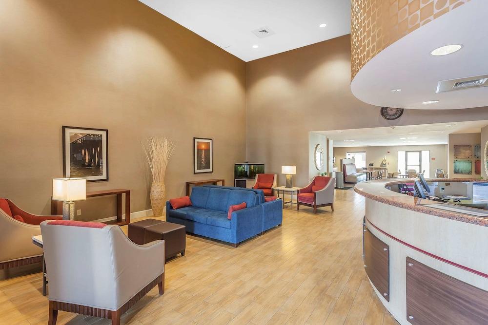 Comfort Suites Suffolk - Chesapeake Экстерьер фото